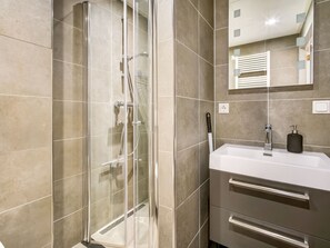 Casa clàssica, 1 dormitori | Bany | Dutxa 