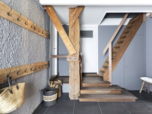 Classic House, 4 Bedrooms | Interior