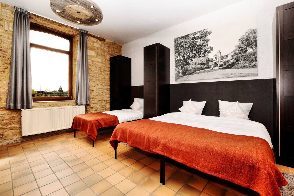 Comfort House, Multiple Bedrooms