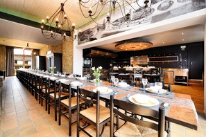 Dining - Fancy Holiday Home in Sainte-cecile With Pool House & Indoor Pool (Florenville)