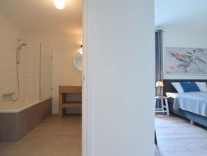 Classic House, Multiple Bedrooms | 26 bedrooms, individually furnished, iron/ironing board, bed sheets