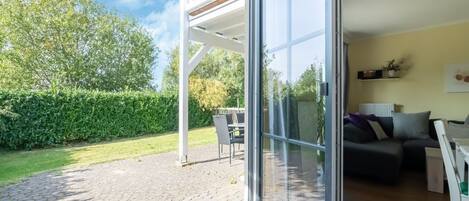 Classic-Apartment, 4 Schlafzimmer | Rezeption