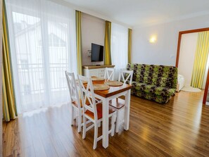 Klassiek appartement, 3 slaapkamers | Dineren