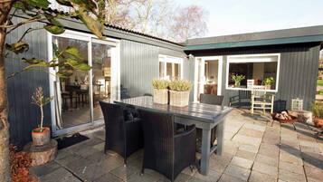 Classic House, 2 Bedrooms | Balcony