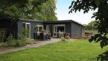 Classic House, 2 Bedrooms | Exterior