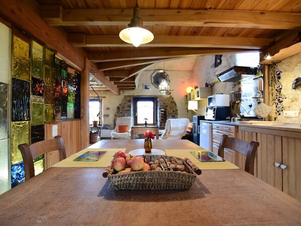 Dining - Comfortable Luxury Villa With Private Swimming Pool (Arenas)