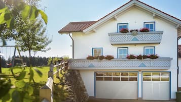 Comfort House, 2 Bedrooms | Exterior