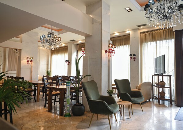 Reception - Esperia Hotel Drama (Drama)