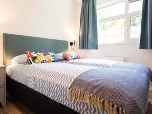 4 quartos, individualmente mobiliados