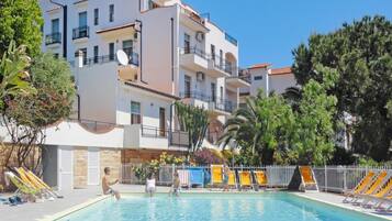 Luxury Apartment, 1 Bedroom | Pool | Outdoor pool