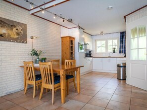 Classic Bungalow, 2 Bedrooms | Private kitchen | Fridge, microwave, dishwasher