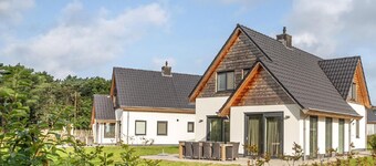 Nice Bungalow With Dishwasher in a Holiday Park 1.2 km. From the sea on Texel