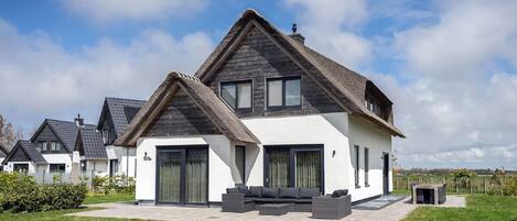 Deluxe Villa, 5 Bedrooms | Exterior