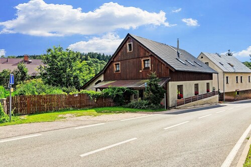 Modern Holiday Home in Cerny Dul With Private Garden