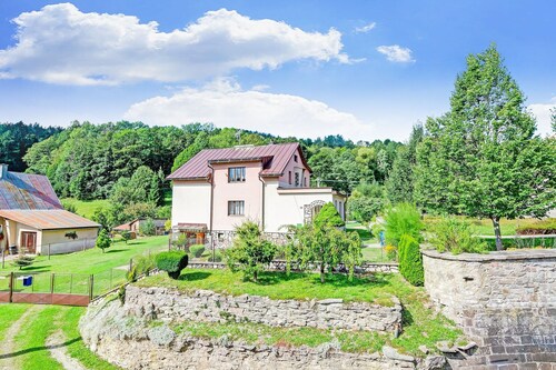 Modern Holiday Home in Cerny Dul With Private Garden