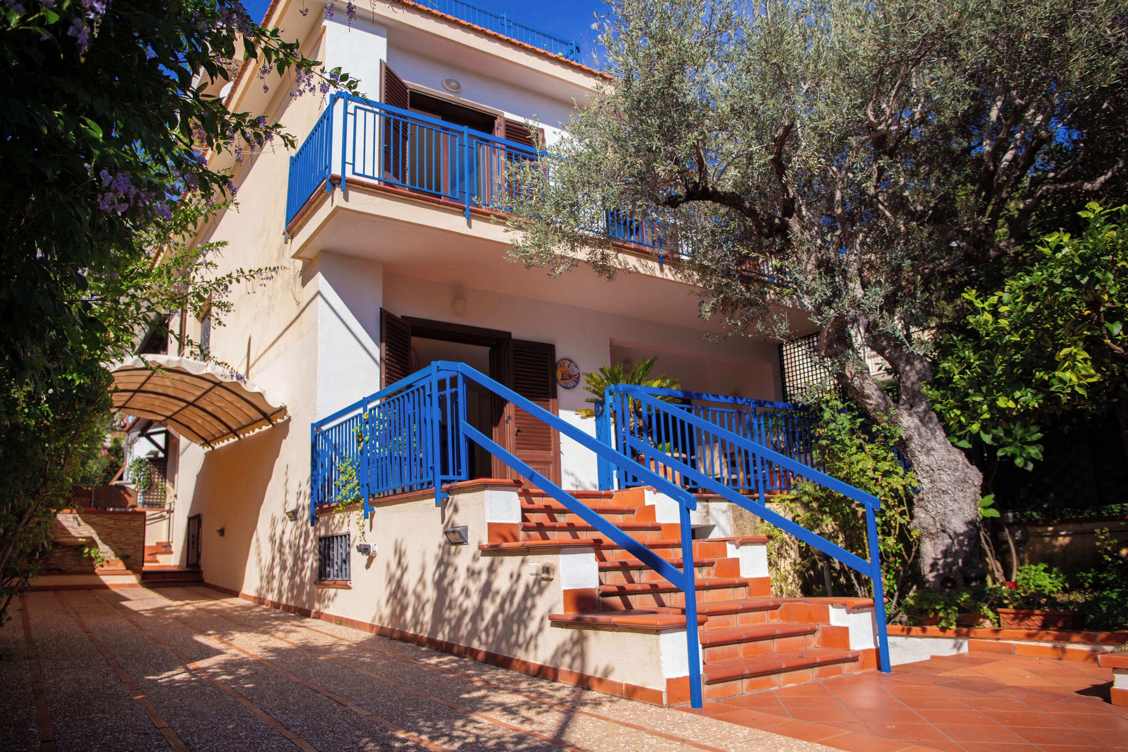 Fachada da propriedade