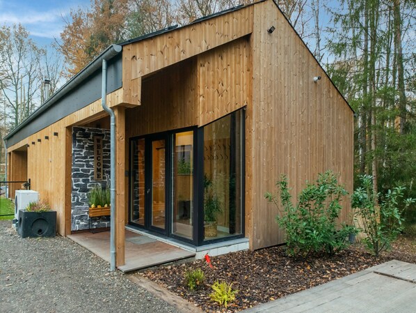 Classic Chalet, 2 Bedrooms | Exterior