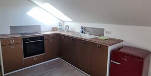 Appartement Classique, 2 chambres | Cuisine privée