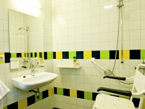 클래식 하우스, 침실 2개 | 욕실 | 샤워 시설