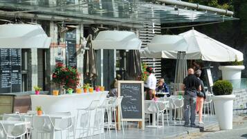 Vue depuis lâhĂ©bergement