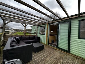 Classic House, 3 Bedrooms | Balcony - Quaint Holiday Home in Overijssel With Spacious Garden (Heino)