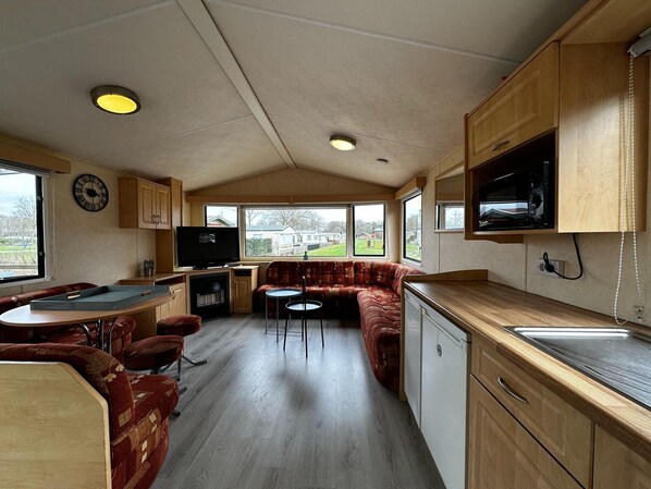 Classic House, 3 Bedrooms | Living room - Quaint Holiday Home in Overijssel With Spacious Garden (Heino)