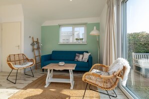 Casa clásica, 2 habitaciones | Sala de estar
