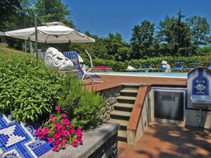 Comfort Villa, Multiple Bedrooms | Interior detail - Exclusive Villa in the Countryside of Pistoia With Private Pool and Bubble Bath (Pistoia)