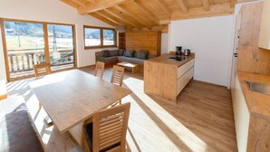 Living room - Top Holiday Home in Kleinarl Near Cross-country Ski Trail (Kleinarl)