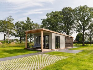 Classic Cottage, 1 Bedroom | Exterior - Cozy Chalet With Garden, at the Edge of the Forest (Rijssen)