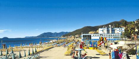 Luxury Apartment, 2 Bedrooms | Water view