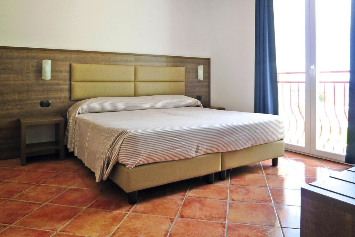 Comfort Apartment, 1 Bedroom | 6 bedrooms, individually furnished