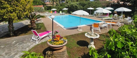 Utomhuspool