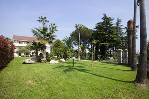 Comfort Apartment, 2 Bedrooms | Garden