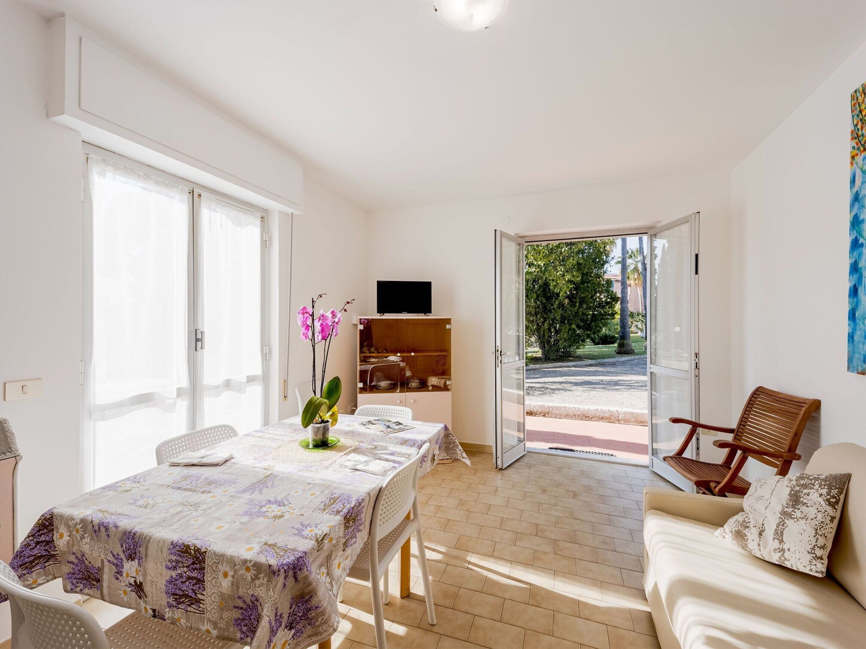 Classic-Apartment, 2 Schlafzimmer | Wohnzimmer