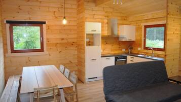 Classic House, 4 Bedrooms | Living room | DVD player