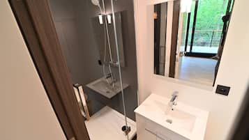 Comfort House, 2 Bedrooms | Bilik Mandi | Pancuran mandi