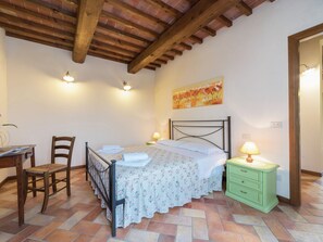 Leilighet – classic, 2 soverom | 4 soverom, individuelt innredet og sengetøy