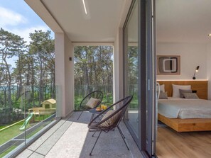 컴포트 하우스, 침실 5개 | 발코니