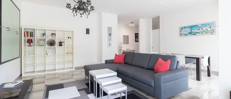 Apartment (2 Bedrooms) | Interior