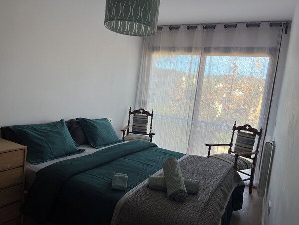 Chambre Double, salle de bains commune