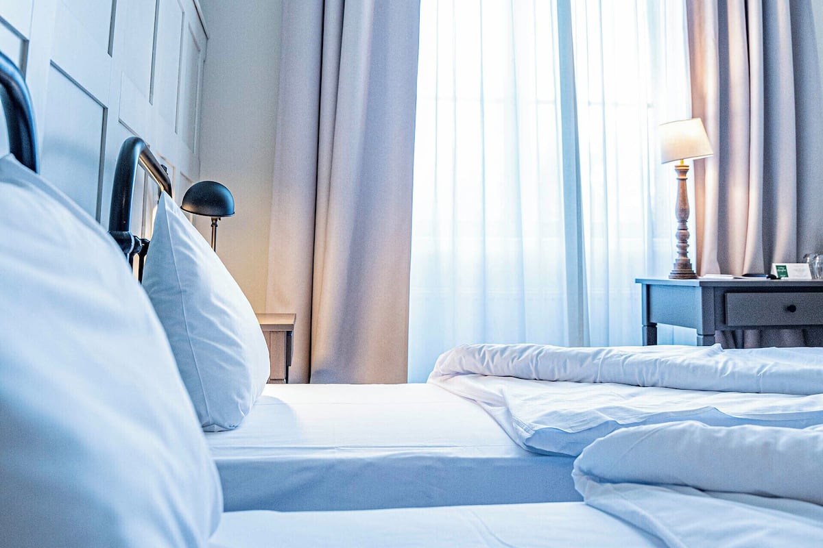 Economy Twin Room, 2 Twin Beds | Desk, laptop workspace, soundproofing, free WiFi