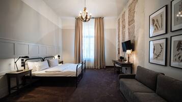 In-room safe, desk, laptop workspace, soundproofing