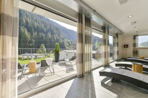Classic Apartment, 1 Bedroom | Spa treatment