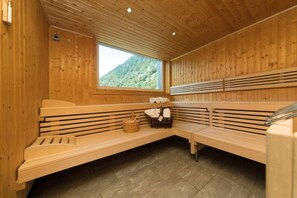Comfort Apartment, 3 Bedrooms | Spa treatment - Majestic Apartment in Klosterle With Sauna on the Arlberg Met Terras (Klösterle am Arlberg)