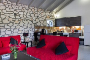 Fireplace, DVD player - Lovely Villa in Complex of 2 Separate Villas, Close to Laganas Sandy Beach (Zakynthos)