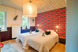 7 chambres, ameublement personnalisé