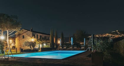 Beautiful Holiday Home With View Over Cortona in Beautiful Surroundings
