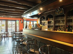 Bar (on property) - Tranquil Apartment in Sensenruth With Barbecue (Bouillon)