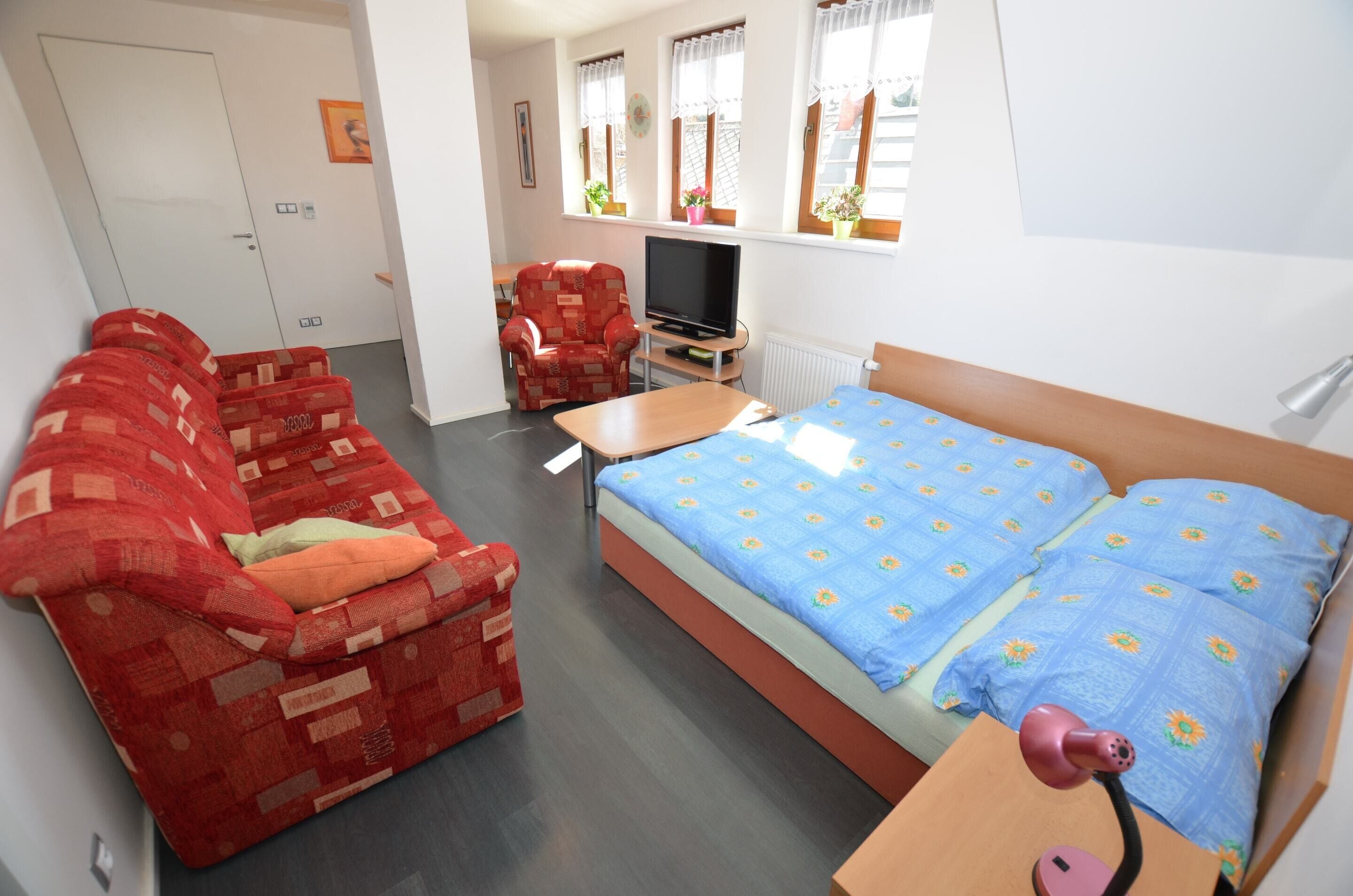 Comfort Apartment, 2 Bedrooms | Living room | DVD player